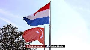 De associatieovereenkomst geldt ook als u naast de turkse nationaliteit een andere nationaliteit hebt, bijvoorbeeld de nederlandse. 50 Jaar Turkse Arbeidsmigratie In Nederland Reist Naar Ankara Turkse Media