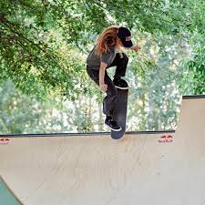 She made her debut appearance at the olympics representing belgium at the 2020 summer olympics where skateboarding was also added in olympics for the very first time. Ogtwe5yqh5tkzm