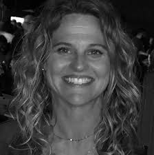 Happy Birthday to this hard working, fun loving mom, wife, friend. Have a  great day Lolo!!❤️