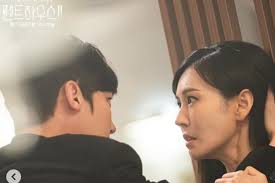 Maybe you would like to learn more about one of these? 4 Rekomendasi Drama Korea 2021 Dengan Rating Tinggi Halaman All Kompas Com
