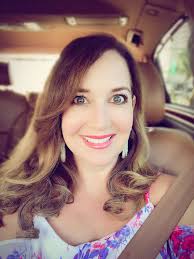 Angela Caraway (@acaramiami)