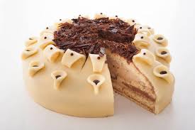 Backofen auf 175 grad vorheizen eine backform (40x30) fetten. Kopenicker Marzipan Nougat Torte Kuchen Macht Glucklich Online Kuchenservice Berlin