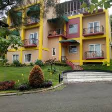 Cisarua holiday rentals with all the top amenities, all in one place. Harga Sewa Villa Sewa Villa Com