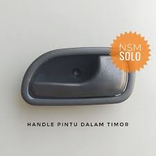 Lapisan pintu terbuat dari melamic yang di produksi dengan mesin modern bertekanan tinggi sehingga 1 set dengan kusen , handle , dan engsel. Handle Bukaan Pintu Dalam Inside Handel Inner Mobil Timor Kiri Kanan 1pcs Shopee Indonesia