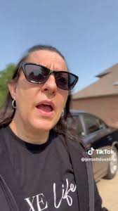 New Member ALERT 🚨 We are so excited to welcome Lisa Berner Roy, Realtor  at Rupp's Real Estate🍍 About Lisa: Lisa Roy is a real estate sales  associate for Rupp's Real Estate