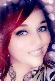 Kimberly Deskins's Instagram, Twitter & Facebook