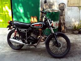 Modifikasi honda gl max neotech 1996 jadi cb touring dengan warna hitam doff minimalis ini bisa dibilang sebagai konsep modif yang misterius namun elegan. Gl Pro 93 Modif Honda Cb100 Vulambaby Flickr