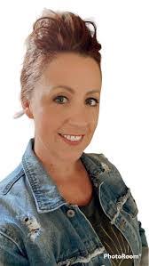 Brenda Carlson's Instagram, Twitter & Facebook