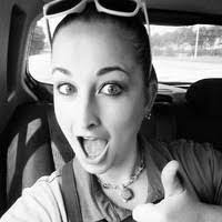 Amanda Coy's Instagram, Twitter & Facebook