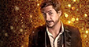 Quiero dejar claro que todos somos iguales, que somos de carne y hueso, que sentimos y pensamos de manera diferente ¿cuando estaba en 'los comediantes de la noche' llegó un momento en el que se sintió encasillado? Alejandro Riano Soyteatro