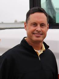 Cedar Rapids Branch Manager, Tom...