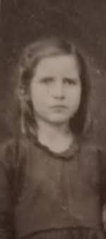 Can someone enhance 1969 wedding photo?