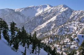 You could also drive to mammoth from reno, otherwise it's a pretty long drive from l.a. 5 Places Where You Can Find Snow In California Neighborhoods Com