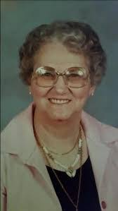 Elsie Howell's Instagram, Twitter & Facebook