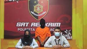 Cara membordir logo, jangan lupa subscribe karena subscribe itu gratis dan gratis. Bejat Kuli Bangunan Di Aceh Besar Berulang Kali Perkosa 2 Anaknya Saat Tidur Bagian 1