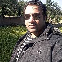 How Successful People Think Differently: Learn How Successful People Think  Differently Than Most -- and See Why It Works by Penelope Holmes