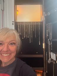 How to declutter jewelry collection?