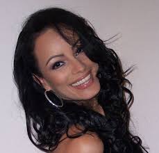 Tatiana Thumtzen The Way You Make Me Feel By Michael Jackson Girl Beauty Beauty Inspiration Long Hair Styles