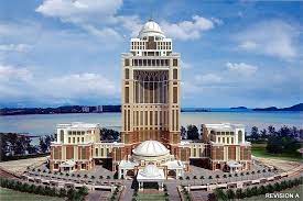 Populasi bandar sandakan pada tahun 2010 ialah 500k penduduk. Jabatan Perkhidmatan Komputer Negeri