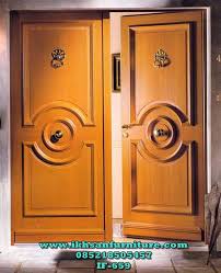 Bentuk rumah modern, unik dengan desain pintu minimalis dari kayu yang meninggalkan kesan elegan, pasti membuat siapapun penasaran siapa pemilik rumah indah yang ada di dalam. Mewah Minimalis Modern Model Pintu Utama Rumah Mewah Terbaru Content