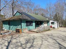 Browse through 0 house rentals throughout ellsworth's neighborhoods. Pet Friendly Houses For Rent In Ellsworth Me