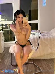 Queen Bri aka queenbri69 OnlyFans leaked photo 11579974 on Hotleak