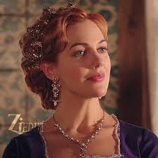 Exploring the Beauty of Hurrem Sultan with Meryem Uzerli