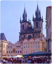 The czech republic has a hilly landscape that covers an area of 78,871 square kilometers (30,452 sq mi) with a mostly temperate continental and oceanic. Republica Tcheca Turismo Na Europa