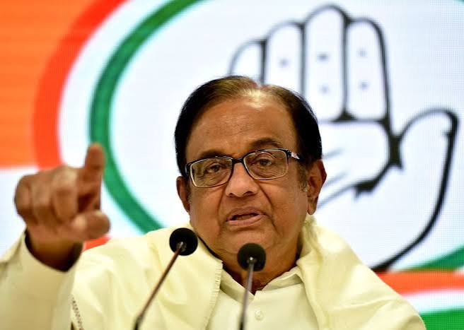 पीएम मोदी के 'दिमागी नक्सल' बयान पर चिदंबरम का पलटवार, बोले- मुझे दिमागी नक्सल होने पर गर्व