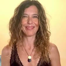 So I love good drama but why is no one talking about this ceo/hr ladys  LinkedIn photo compared to real life… what are those photos 10 years old or  AI? The years