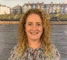 Saundra Webb's Instagram, Twitter & Facebook