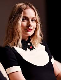 Margot Robbie On Deadline Magazine Pic By Michael Buckner 2017 Margot Robbie Interview Margot Robbie Actress Margot Robbie