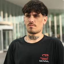 Vístete como un campeón Tú Camino, tú velocidad, tú estilo 🏎️