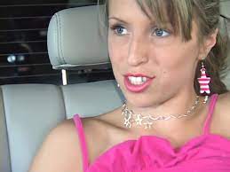 Missy Misfit - Assfucked In The Back Of A Van - EPORNER