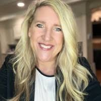 200+ "Holly M." profiles