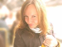 Anne Schmidt's Instagram, Twitter & Facebook