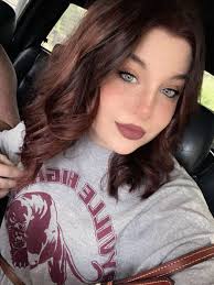 New stylist available at salon la belle