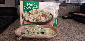This is going to sound weird, but these dinners my favorite flavors are the pastas, and herb roasted chicken specifically. Marie Callender S Fettucini With Chicken And Broccoli Frozendinners