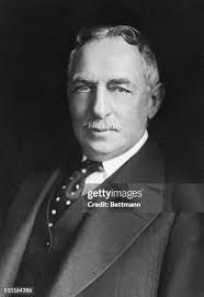 1,727 Mann 50s Photos & High Res Pictures