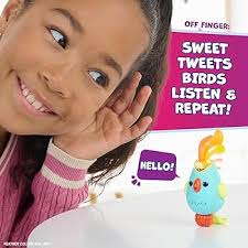 Amazon.com: Fingerlings Sweet Tweets Interactive Bird