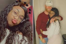 Charity Robertson's Instagram, Twitter & Facebook