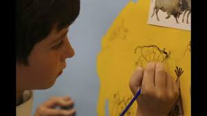 Students at Ellicott City school paint ornaments for National Christmas  Tree display