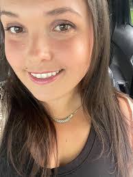 Amanda Salvo's Instagram, Twitter & Facebook