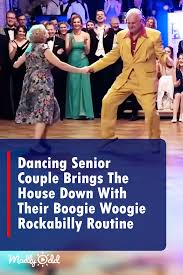 Senior Couple Steals The Show With Their Impressive Boogie Woogie Rockabilly Routine Danse De Salon Danseuse Musique