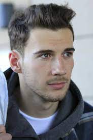 Bitte schützt euch, eure familie und dritte. Leon Goretzka Freundin Vermogen Grosse Tattoo Herkunft 2021 Taddlr