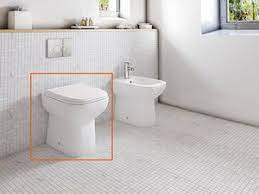 Wc A Terra Parigi Filomuro Scarico A Parete Pavimento Bianco Lucido Iperceramica Pavimento Bianco Bidet Pavimenti