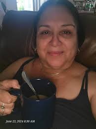 Good morning! Princess says happy Sunday! Princess 💜