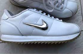 Da weiß man wenigstens worauf man sich einlässt. Nike Cortez Weiss Silber 39 Top In Berlin Hellersdorf Ebay Kleinanzeigen