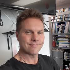 Origin and development of the phrase 'ivory tower'?