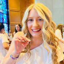 Got dropped a couple weeks ago and I'm still smiling about it!💗🤟🏼